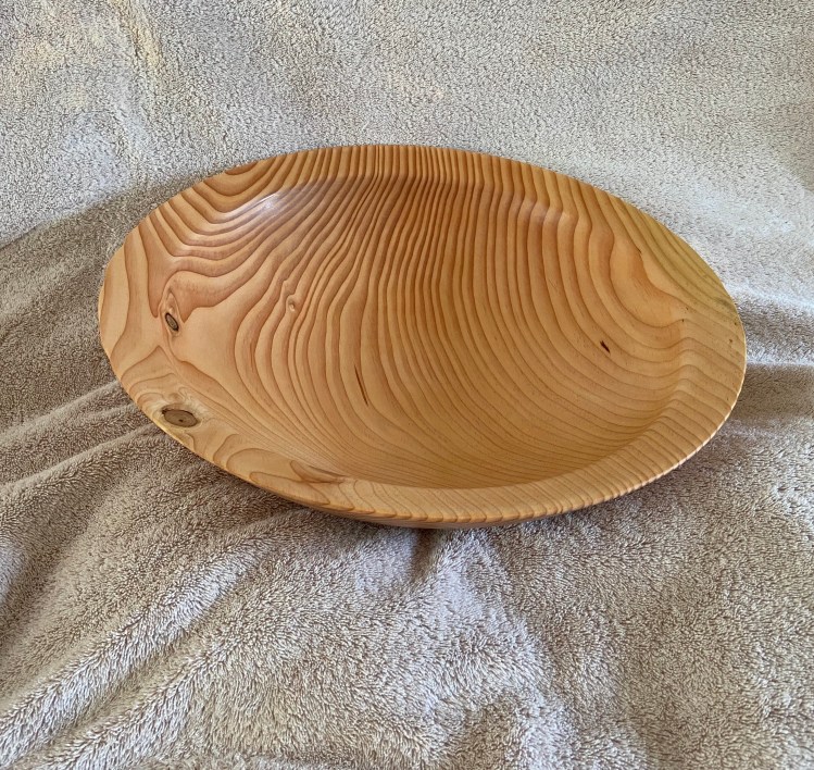 Wellingtonia Platter 18 inches